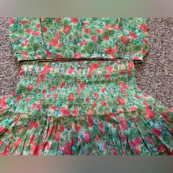 RESET by JANE•Green Rose Shanae Bubble Camisole&Tiered Ruffle Mini Skirt Set - Picture 7 of 9